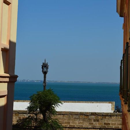 Apartamento El Baluarte กาดิซ ภายนอก รูปภาพ